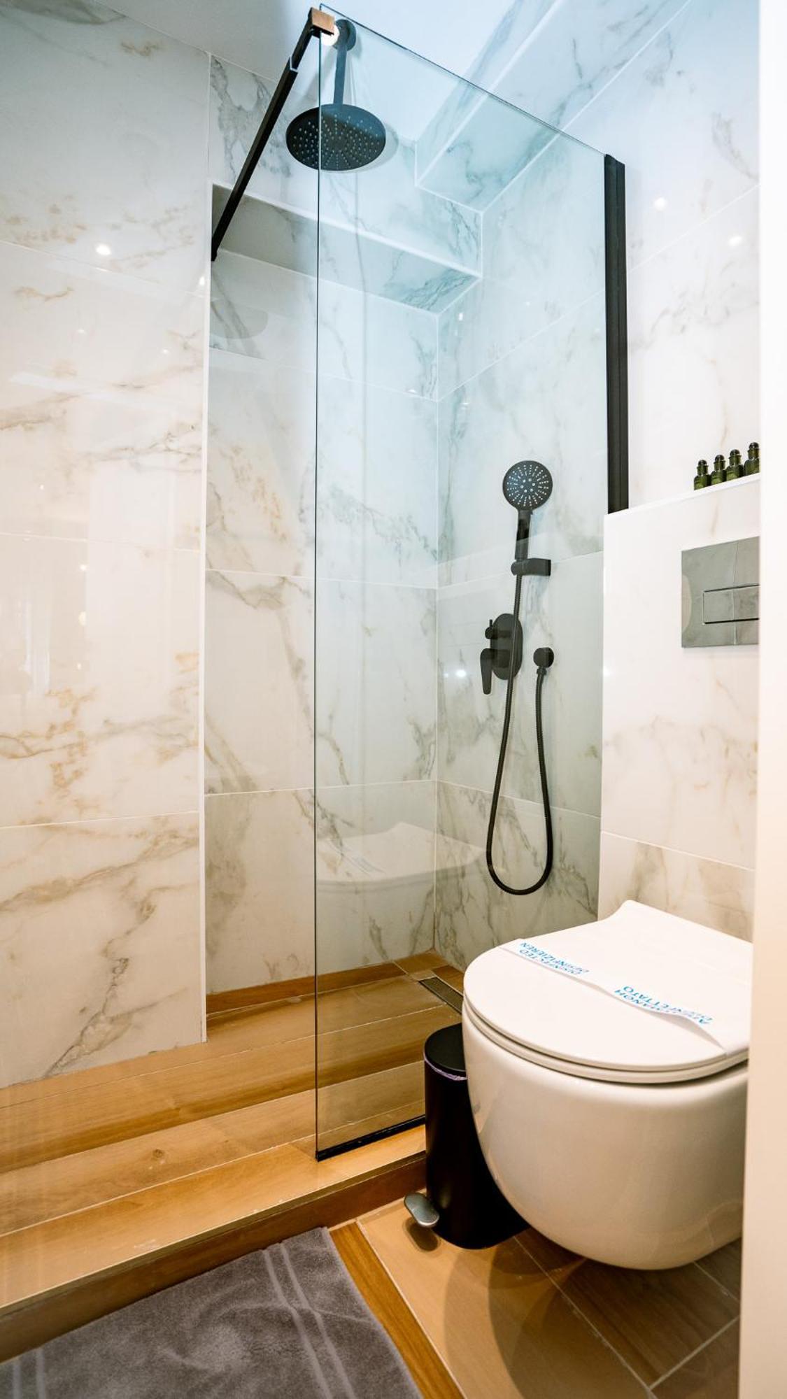 Apartment Luxury With Jacuzzi By Sea&thecity *