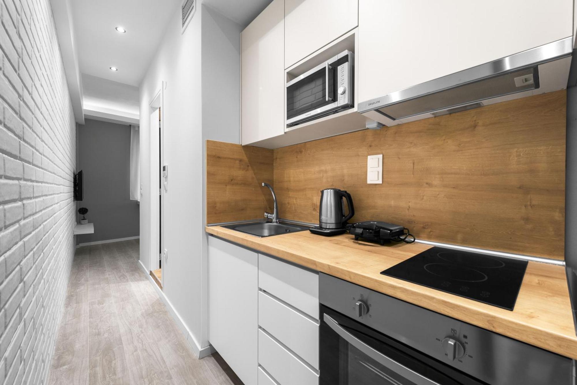 Apartment Denizen Penthouse, Nilie Hospitality Mgmt *