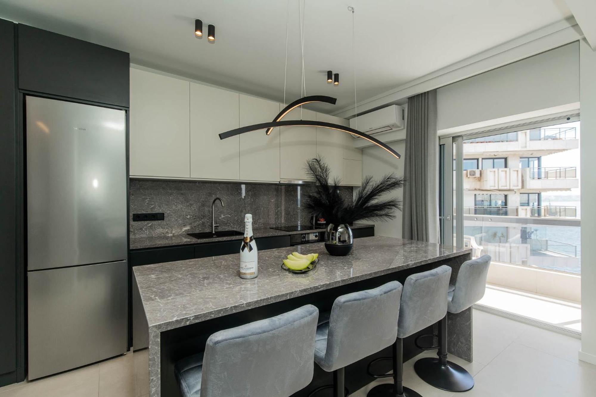 Apartment Luxury Sea View Retreat *