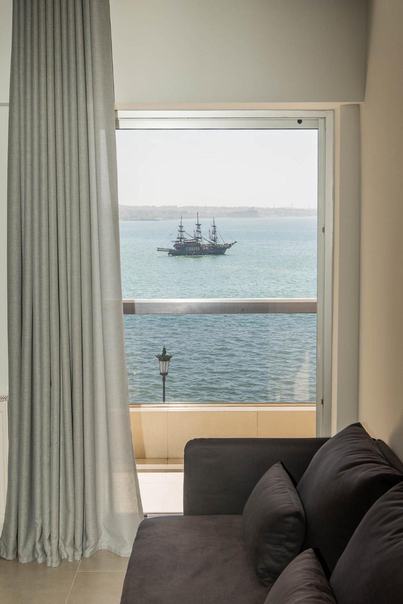 Luxury Sea View Retreat
