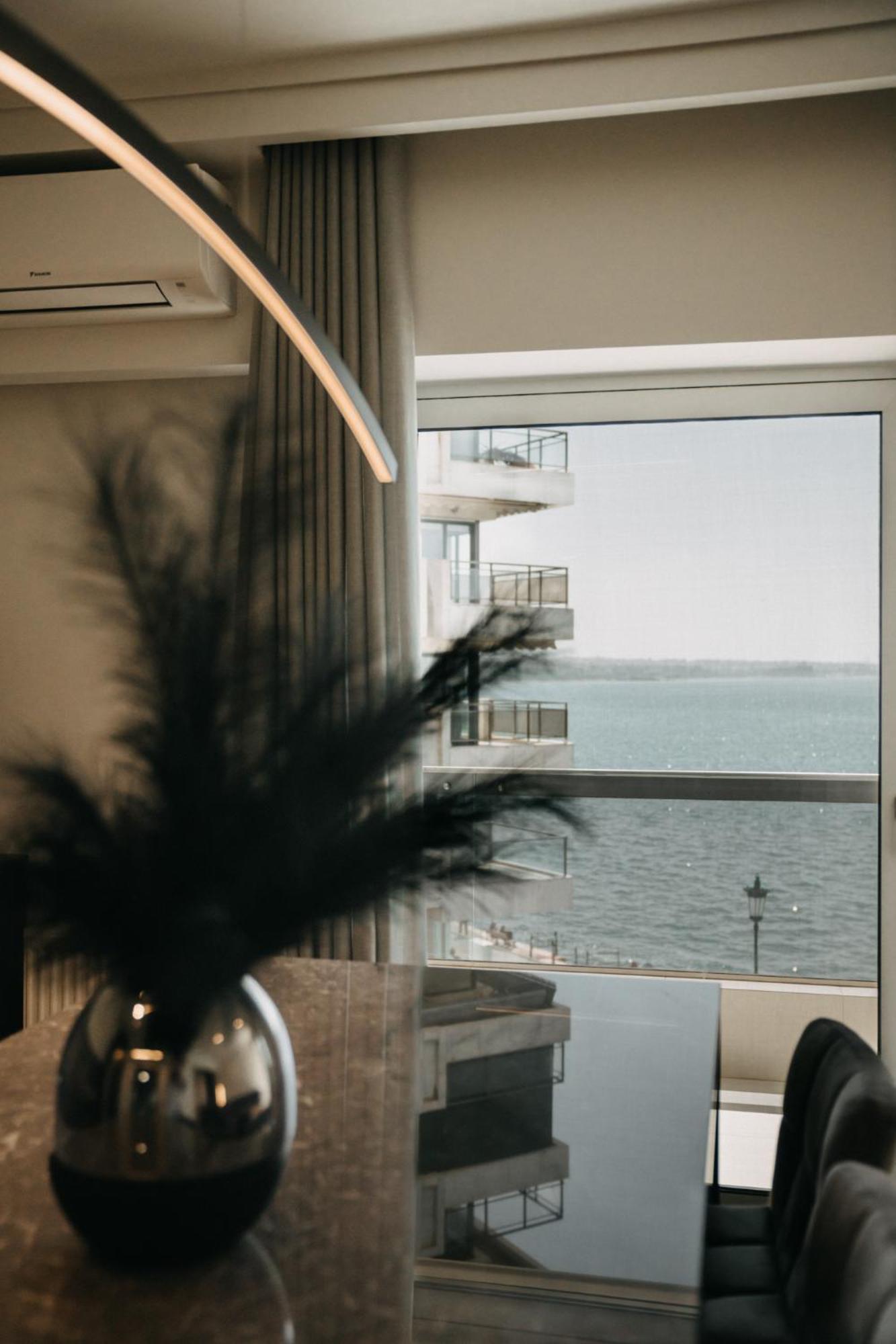 Căn hộ Luxury Sea View Retreat *