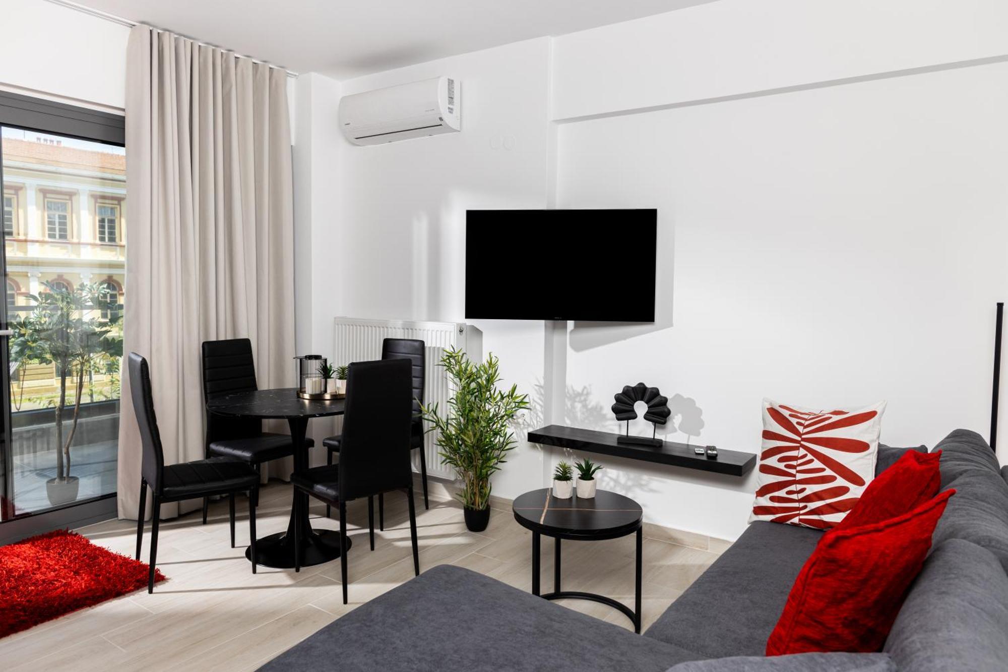 Velvet Luxury In The Center By Binobi!