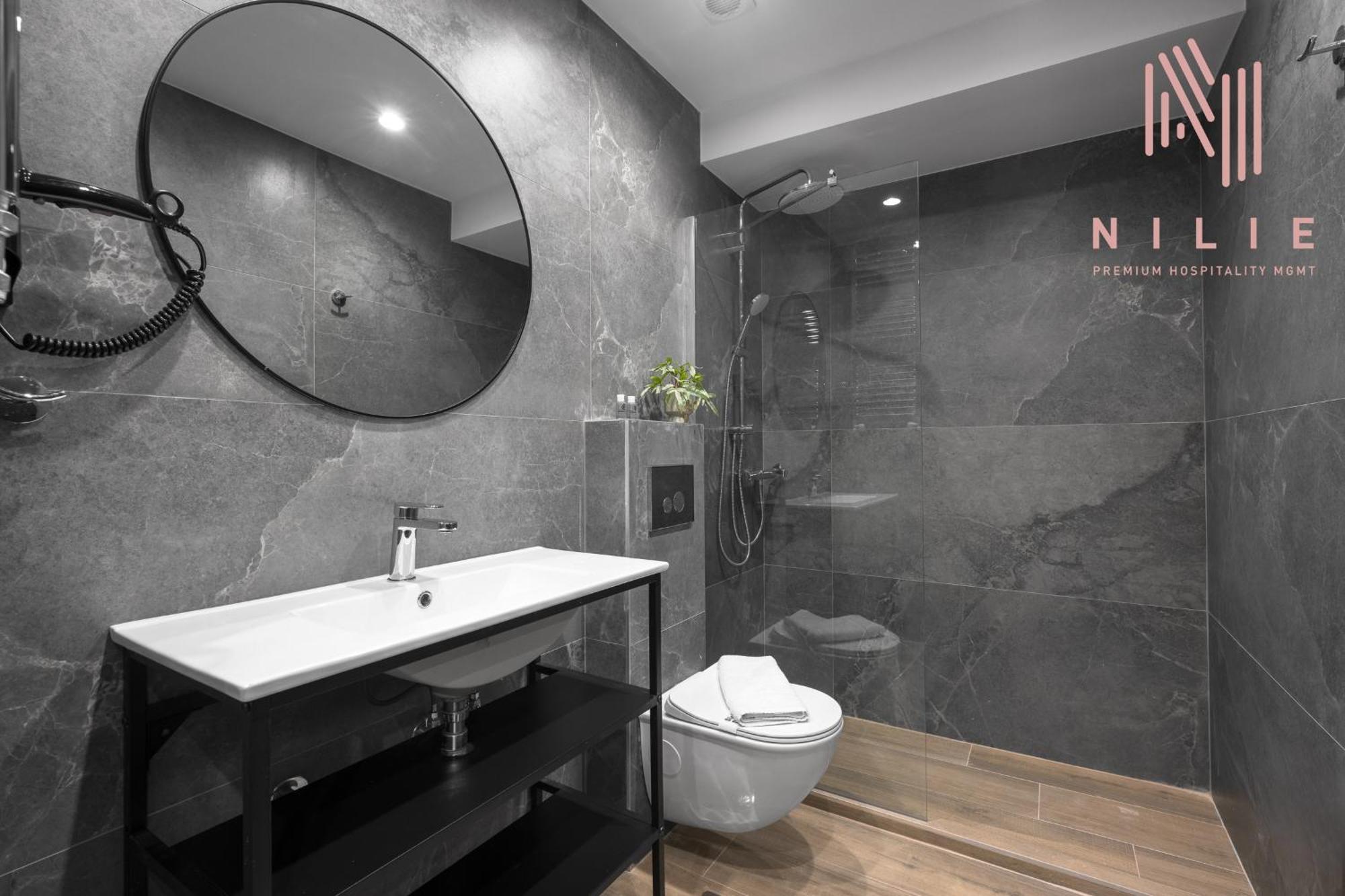 8, Nilie Hospitality Mgmt Appartement