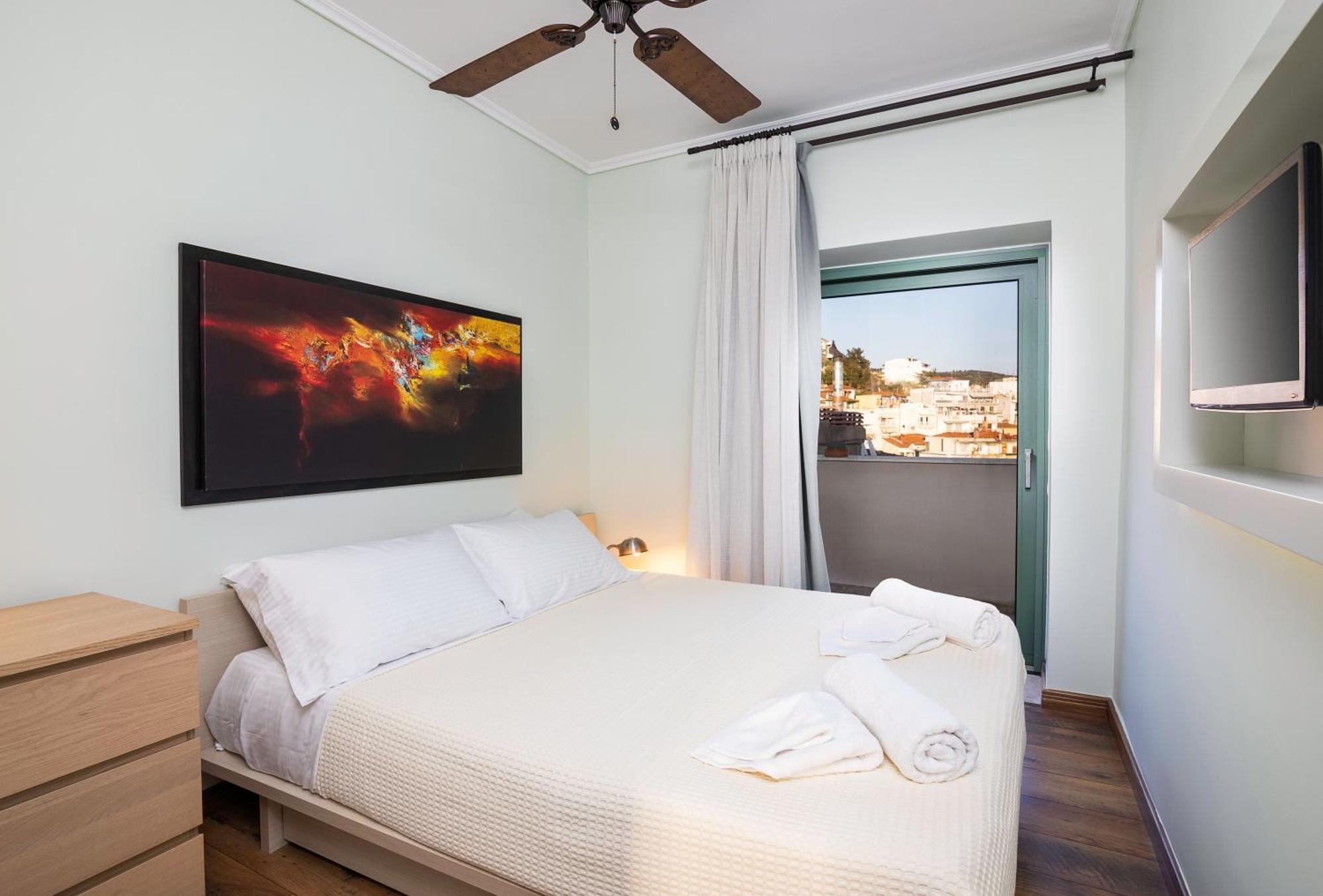 Thea Apartment