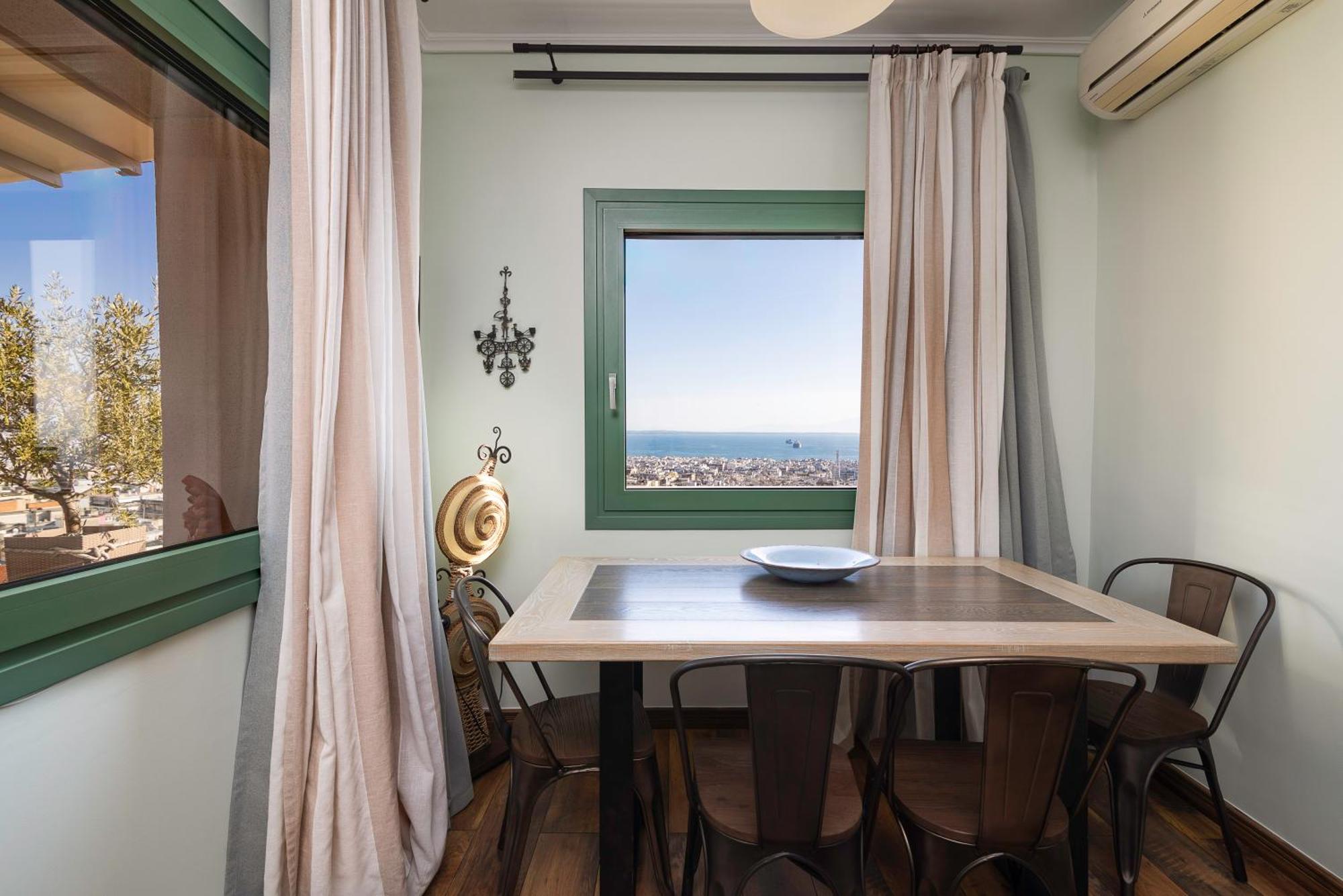 Thea Apartment
