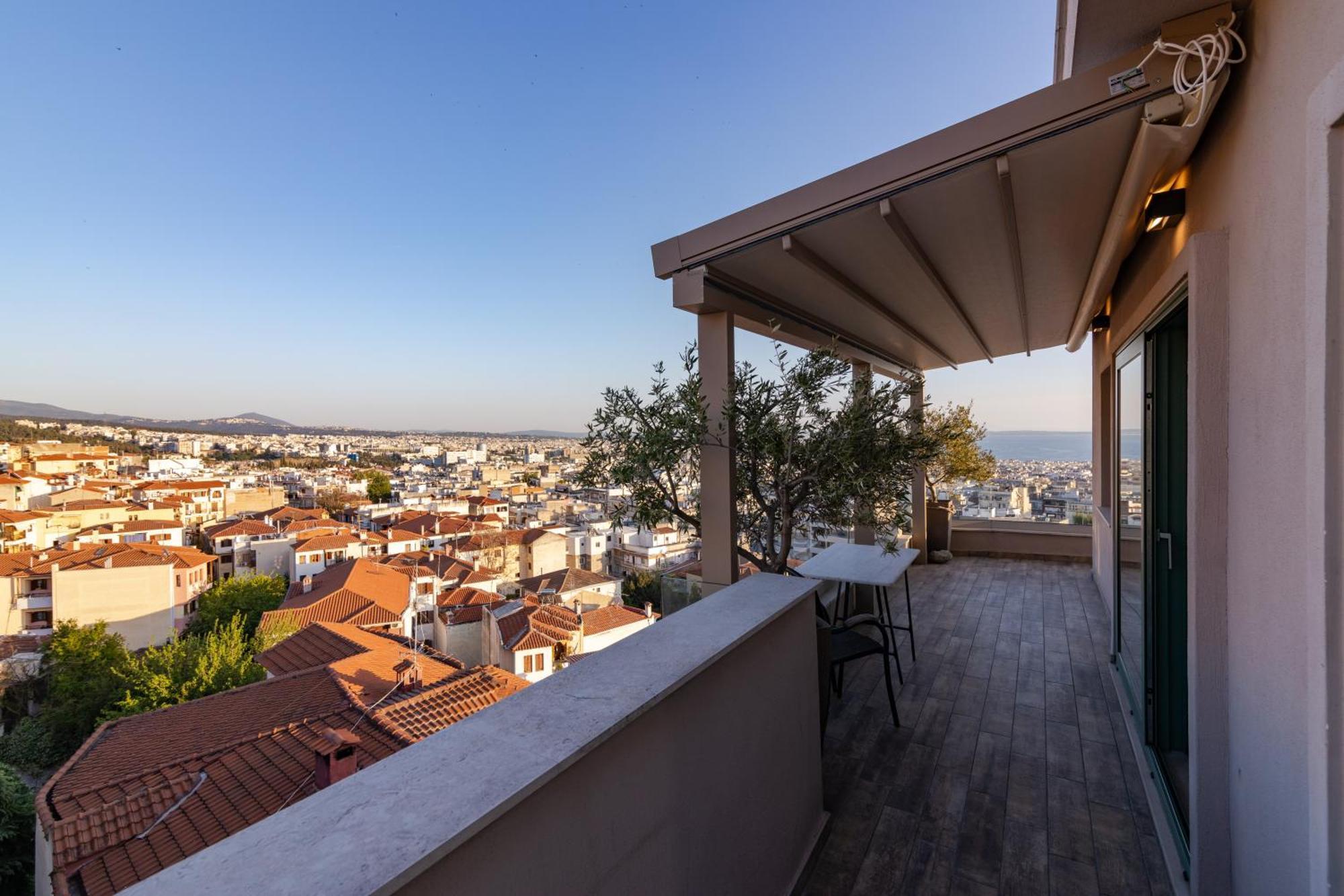 Thea Apartment *