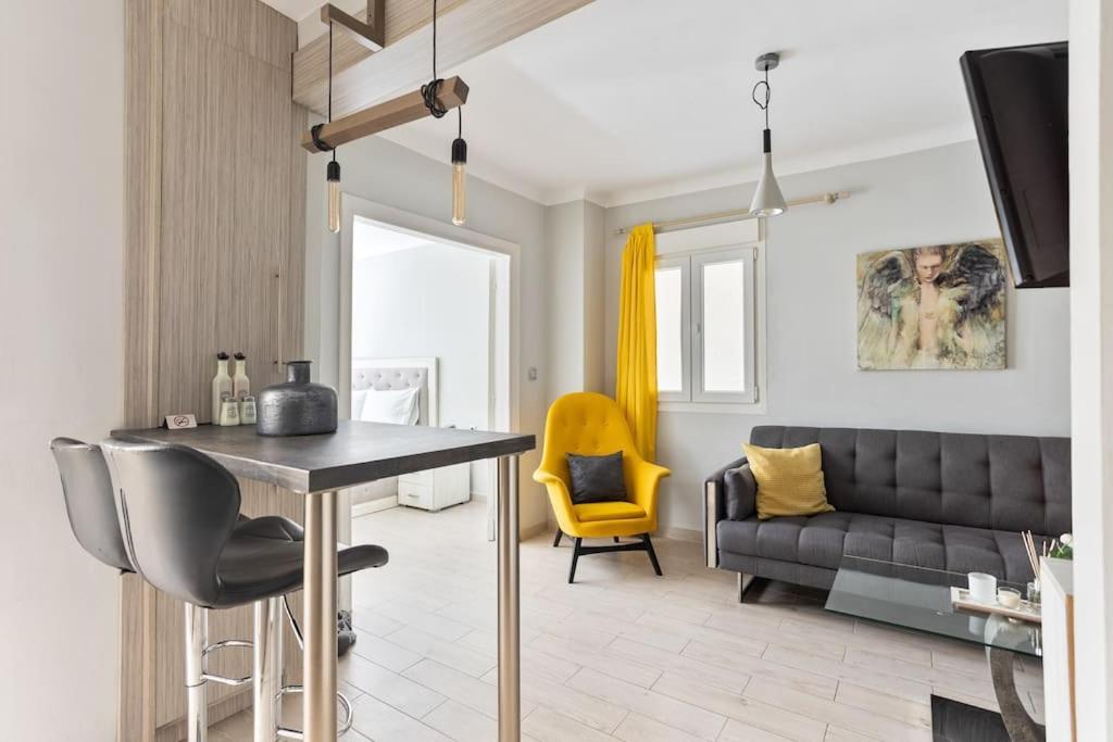 Modern Lifestyle In The Heart Of The Apartment