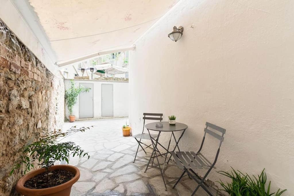 Modern Lifestyle In The Heart Of The