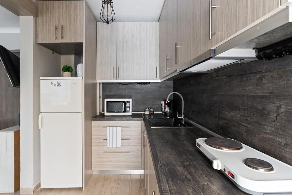 Modern Lifestyle In The Heart Of The Thessaloniki