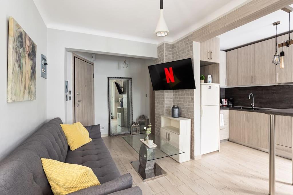 Modern Lifestyle In The Heart Of The *