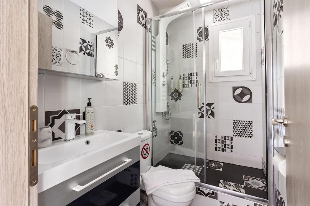 Modern Lifestyle In The Heart Of The *