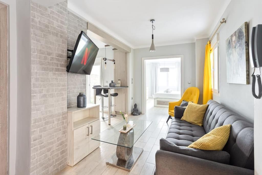 Modern Lifestyle In The Heart Of The Apartment *