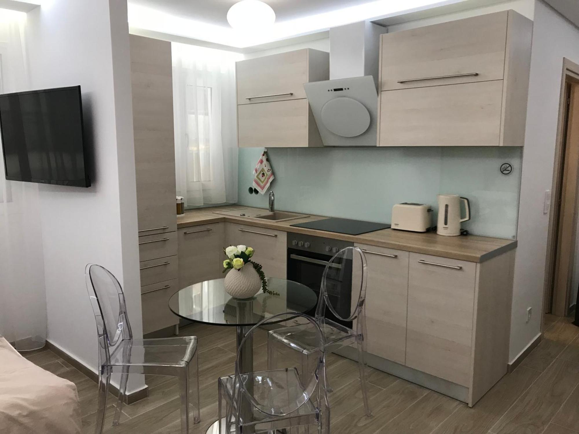 Apartment Laura Lifestyle And White Tower *