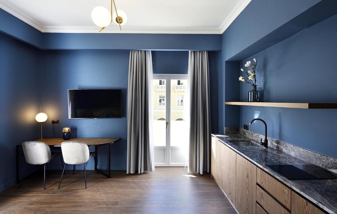 Roomore Apartment *