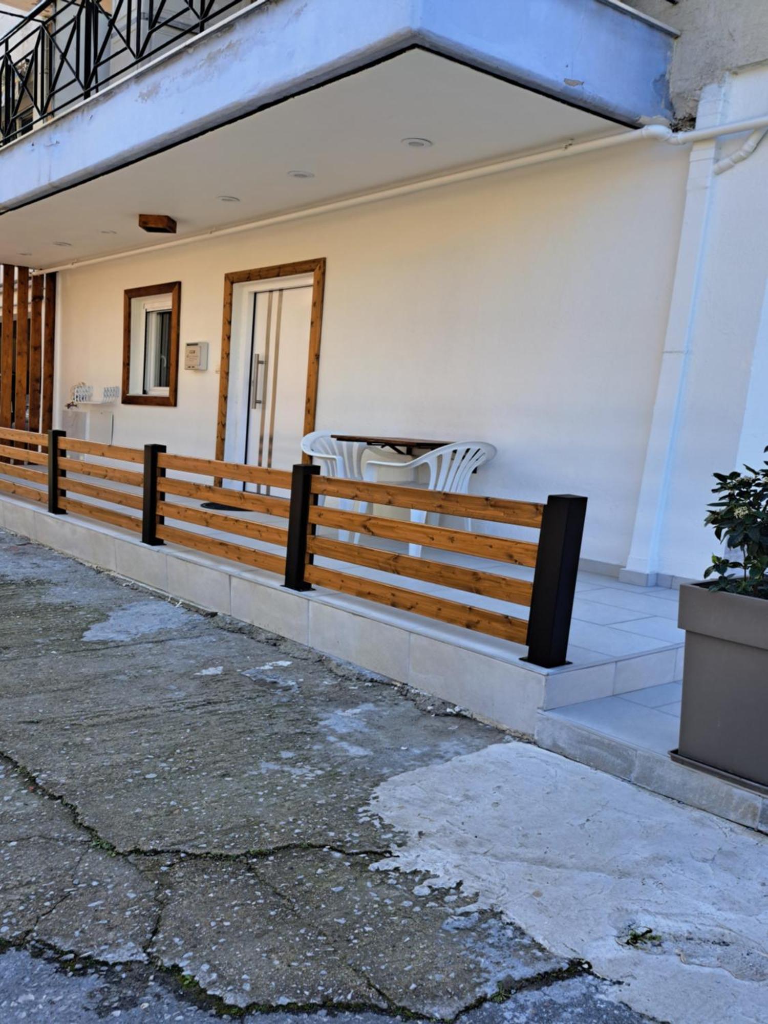 Ithaca σπίτι με αυτόνομη είσοδο *