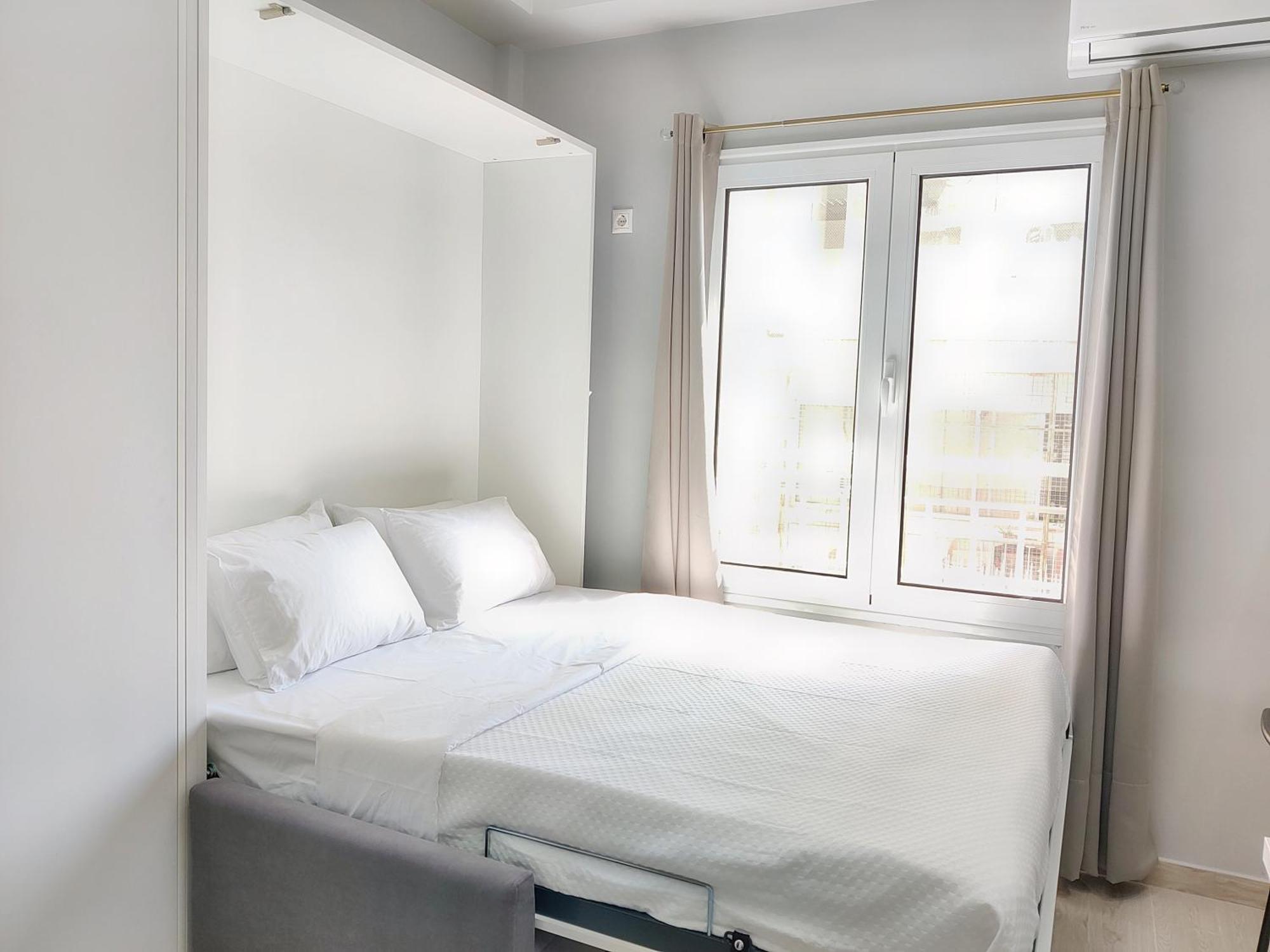 Pretty Petitie Fully Equipped Center Apartment Thessaloniki