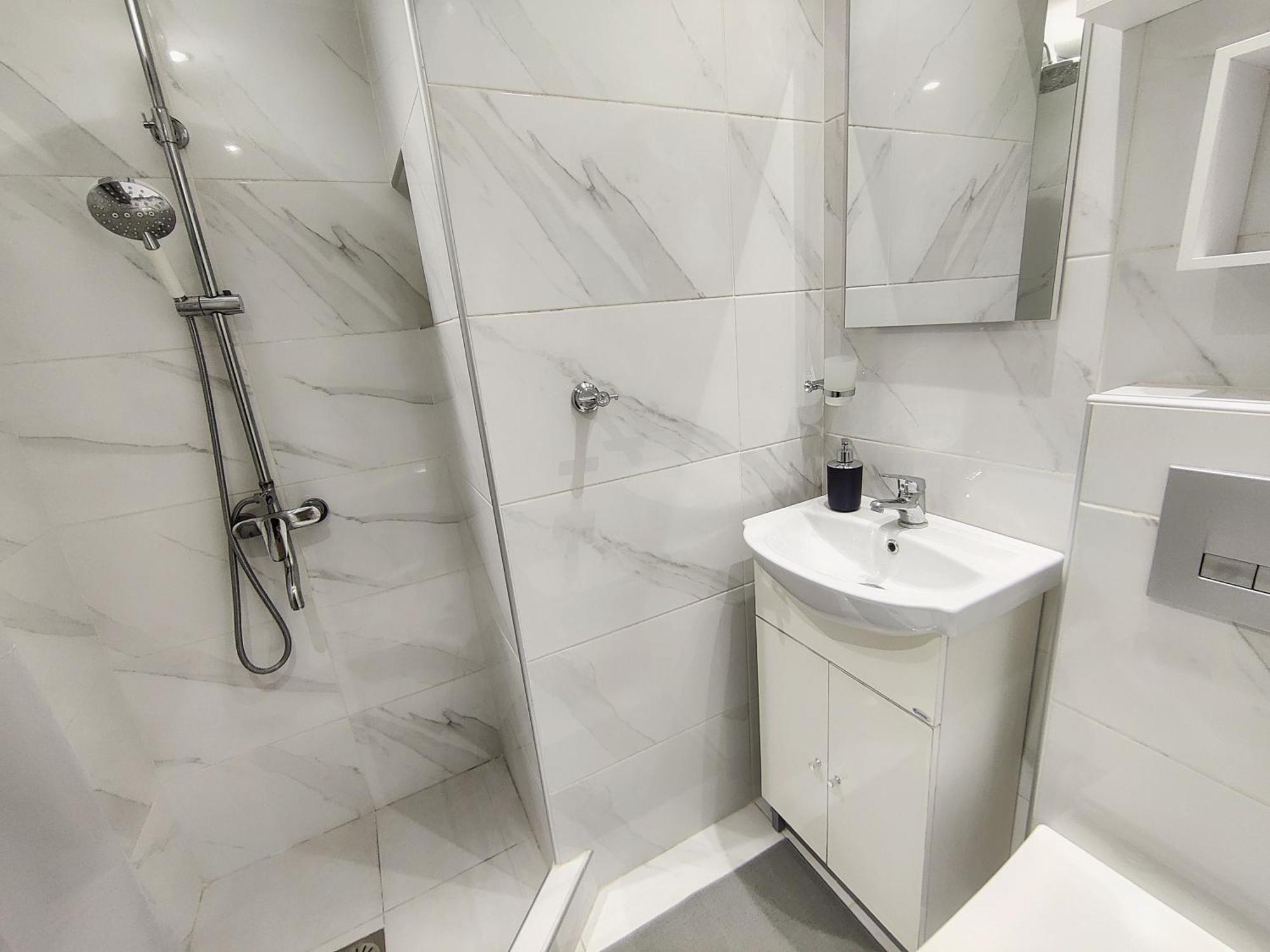 Apartment Pretty Petitie Fully Equipped Center