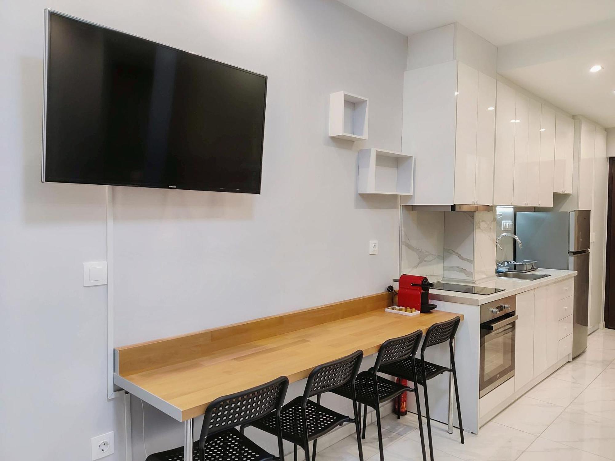 Stylish Fully Equipped Center Daire Selanik