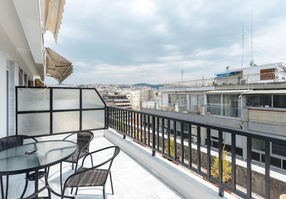 Penthouse In The Center Apartment Thessaloniki