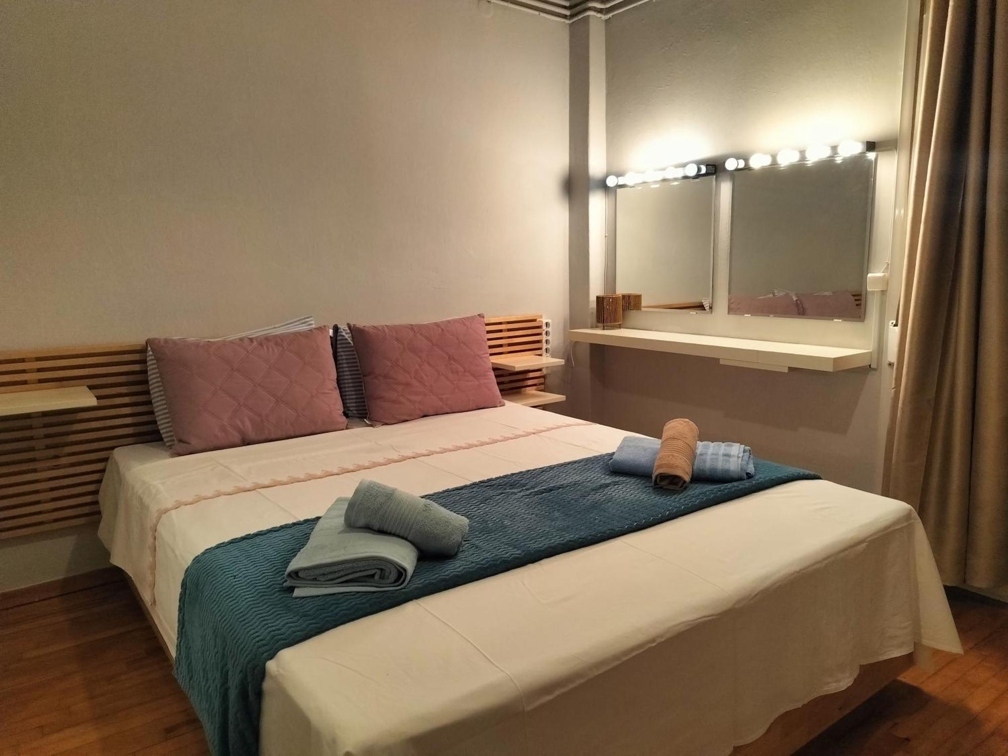 Apartment M2 Urban Escape 2 Bedroom Flat In