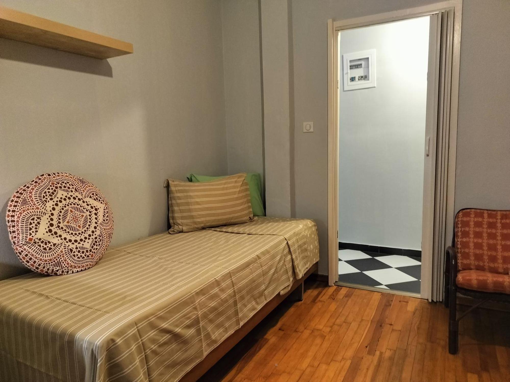 Apartment M2 Urban Escape 2 Bedroom Flat In *