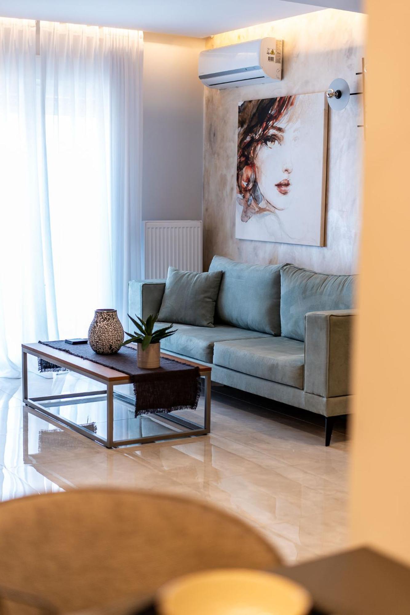 Urban Jungle Apartment Thessaloniki