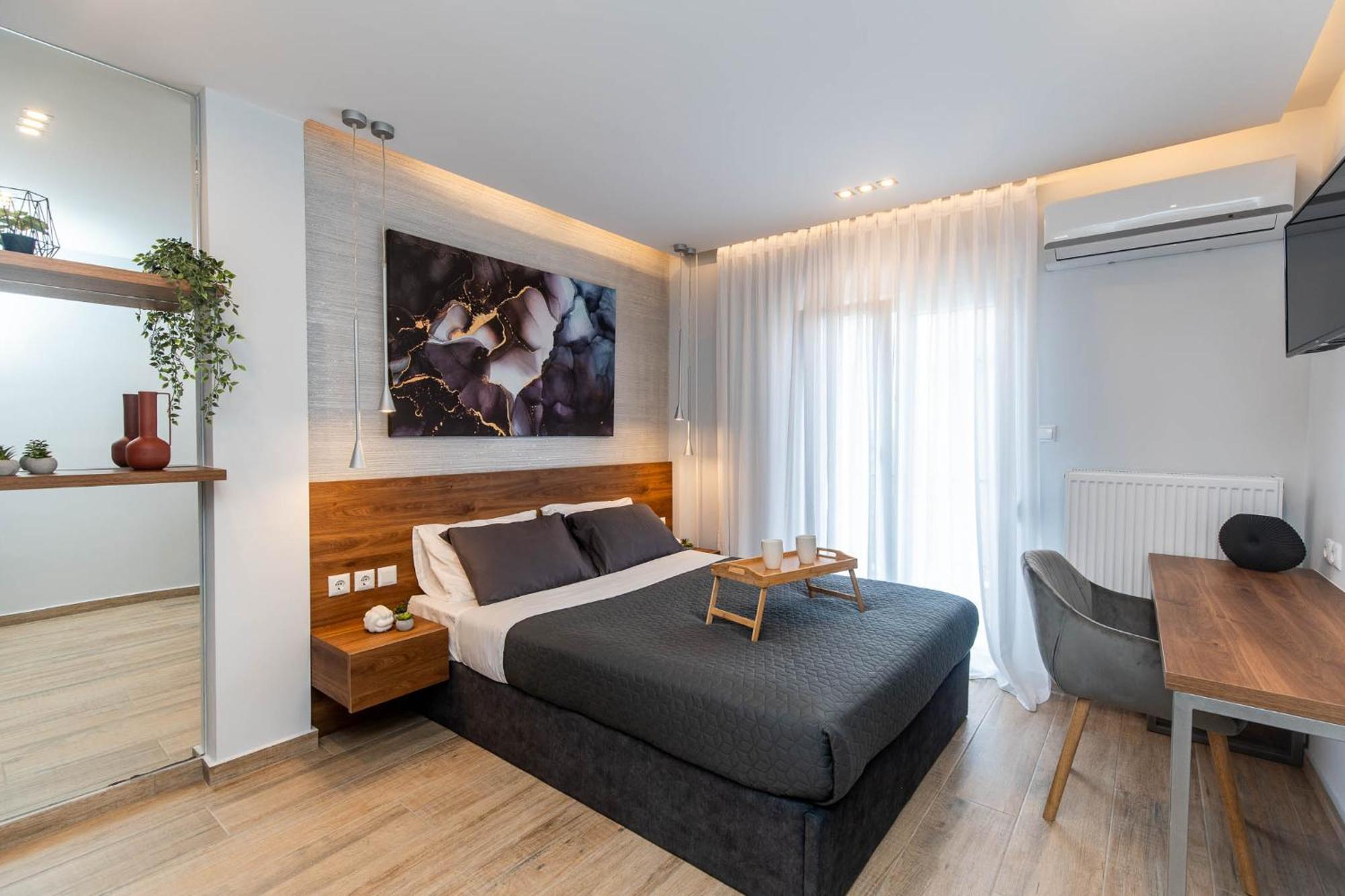 Urban Jungle Apartment *