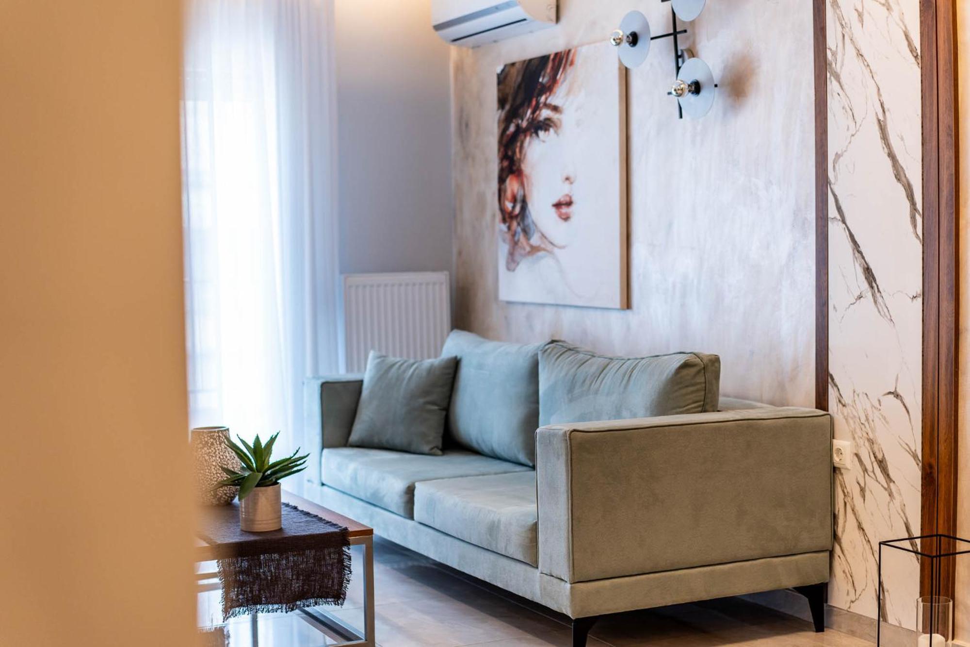 Urban Jungle Apartment Thessaloniki