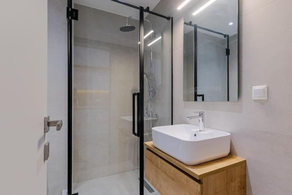 Apartment Skg Central Gateaway Thessaloniki