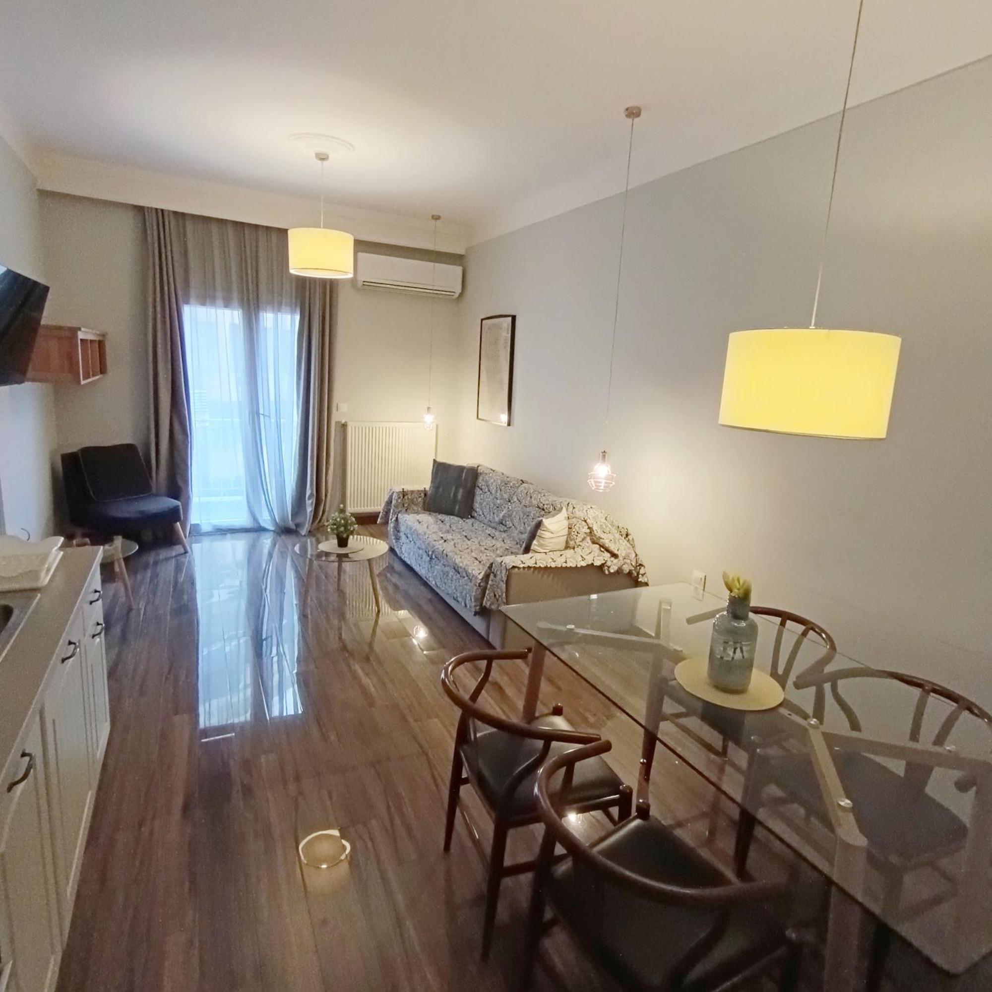 Luxury In The Heart Of The City. Apartment *