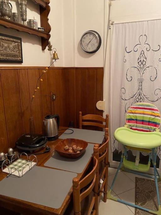 το σπίτι της παρασκευής