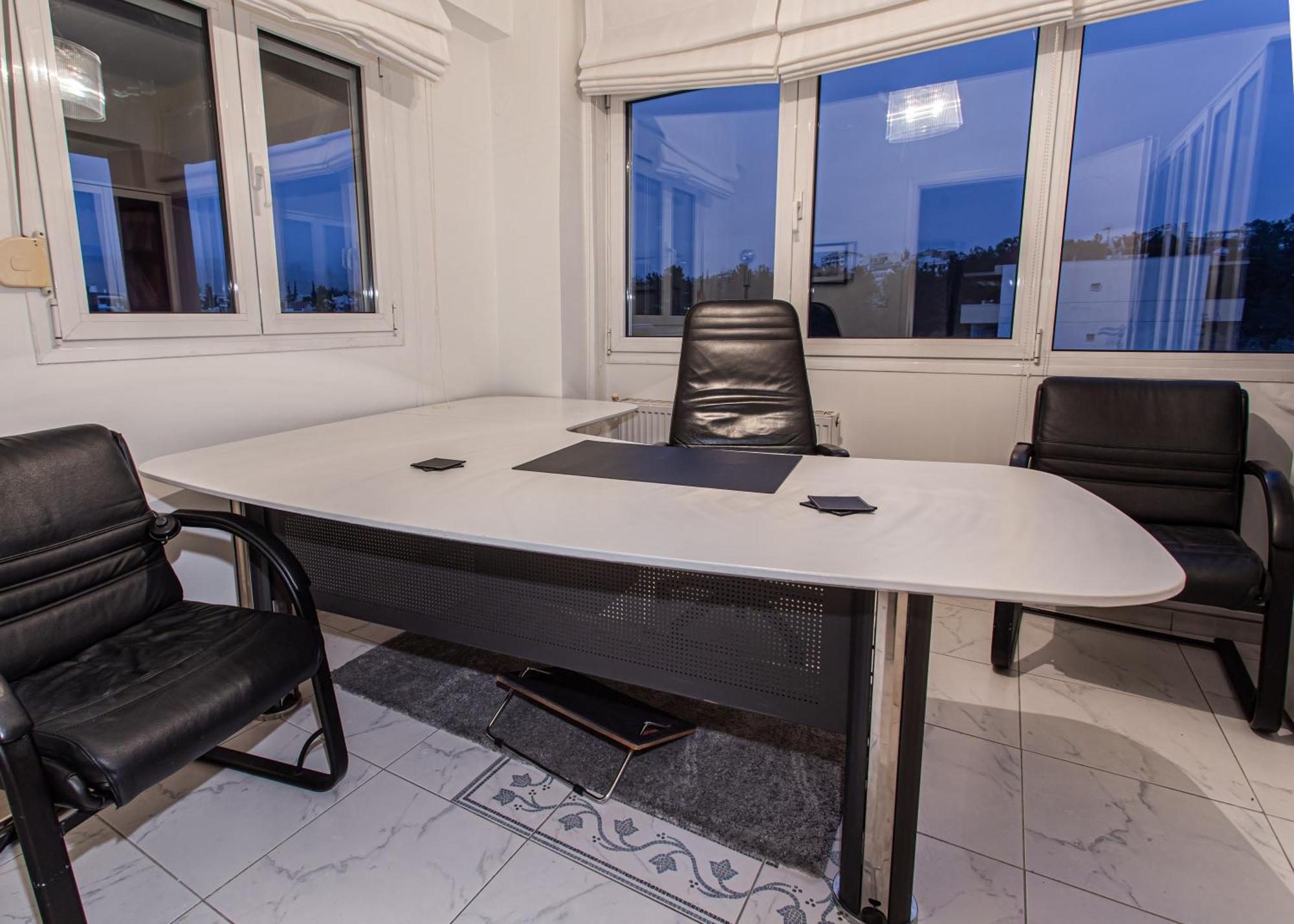 Apartment Celestial Garden-thessaloniki's Modern, Eclectic Penthouse With An Amazing View And Veranda *