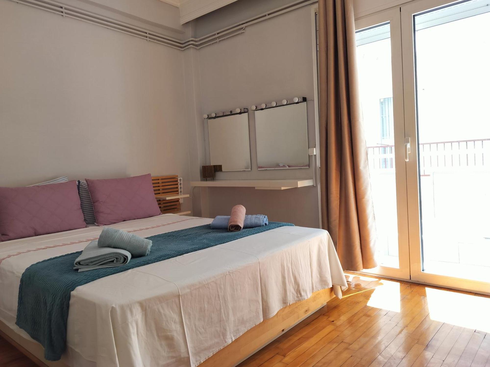 M2 Urban Escape 2 Bedroom Flat In Thessaloniki