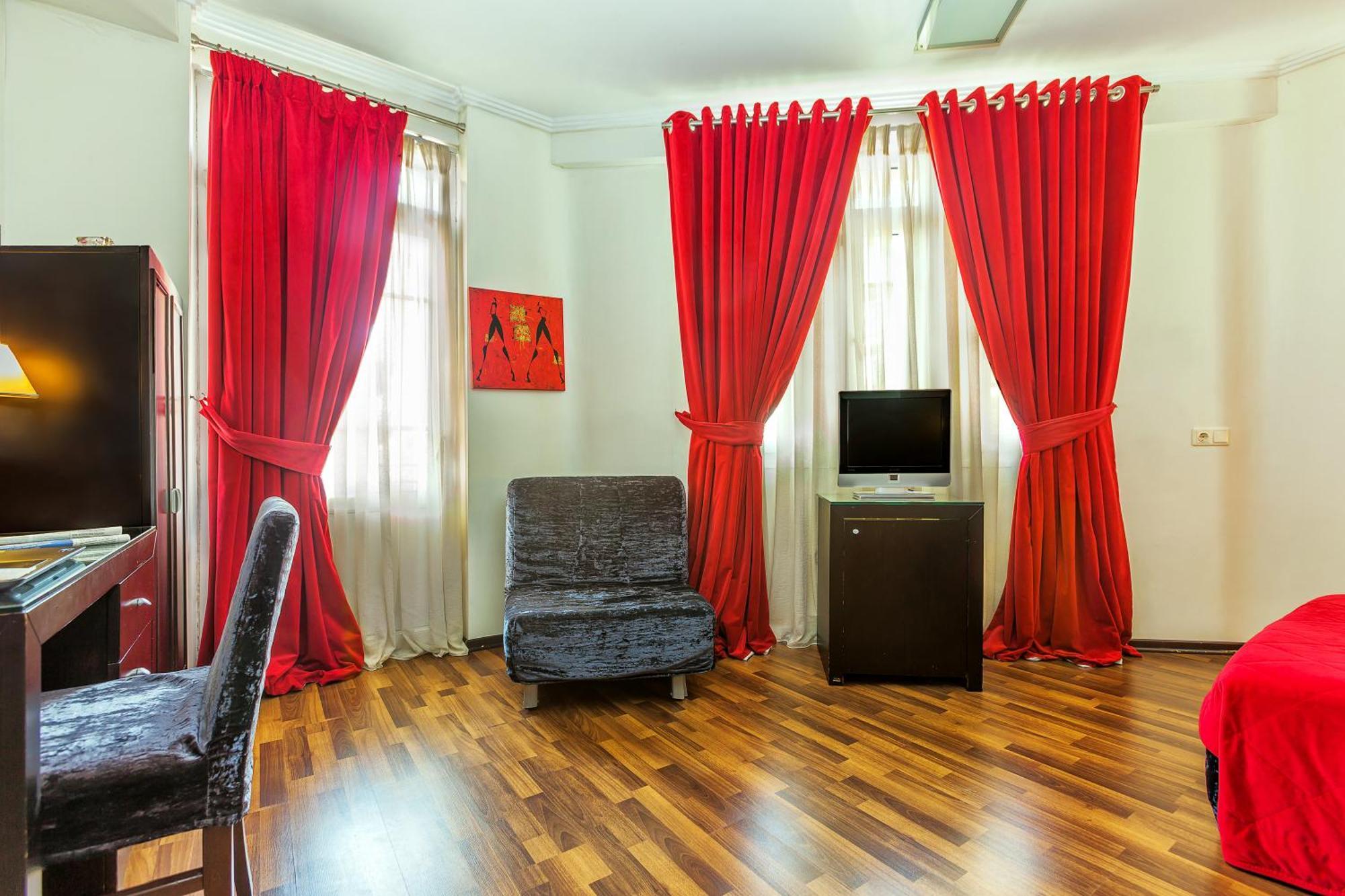 Egnatia 3*