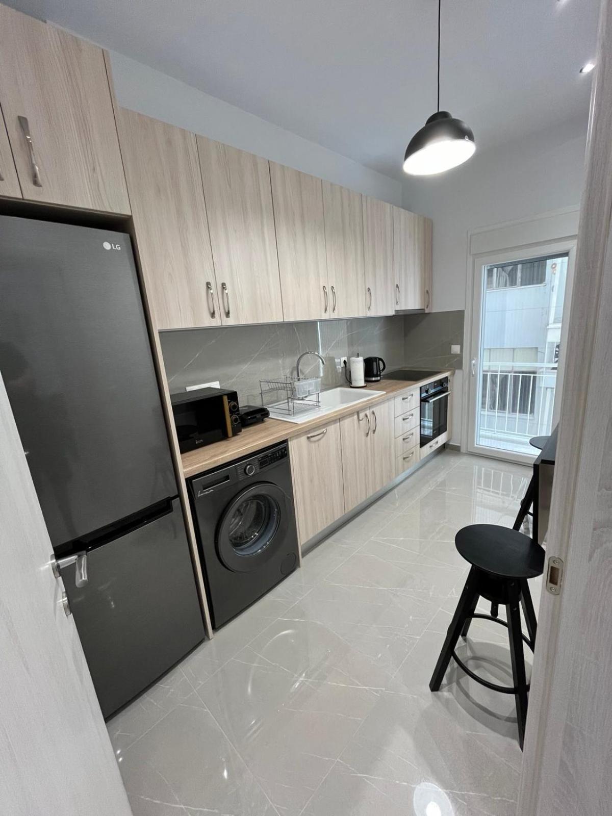 Urban Rotonda Retreat In The City Center! *