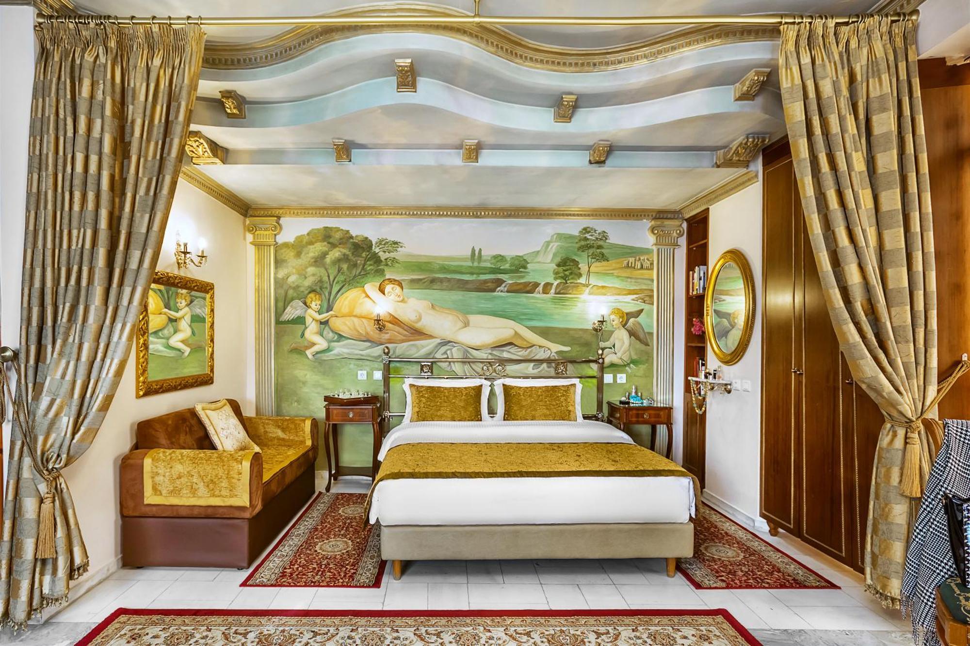 Imperial Palace Classical Hotel 4*