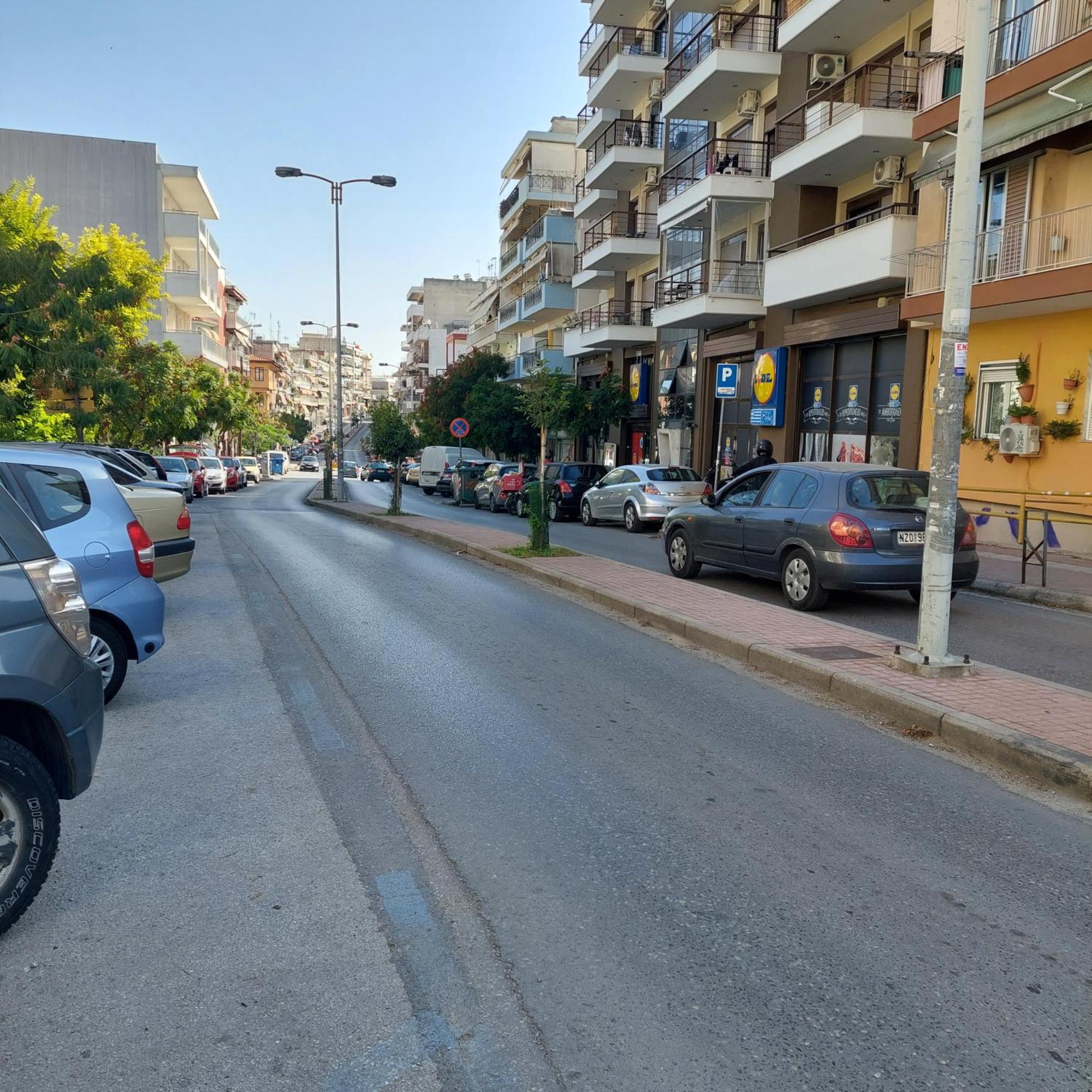 Budget To The Center 1 * Thessaloniki