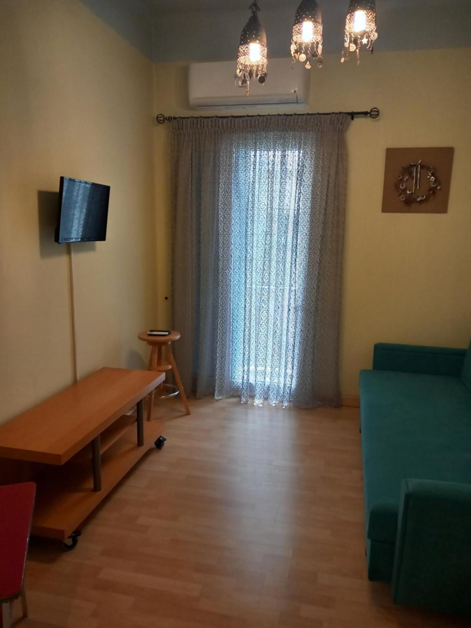 Apartment Claires 1 στην νέα παραλία θεσσαλονίκης *