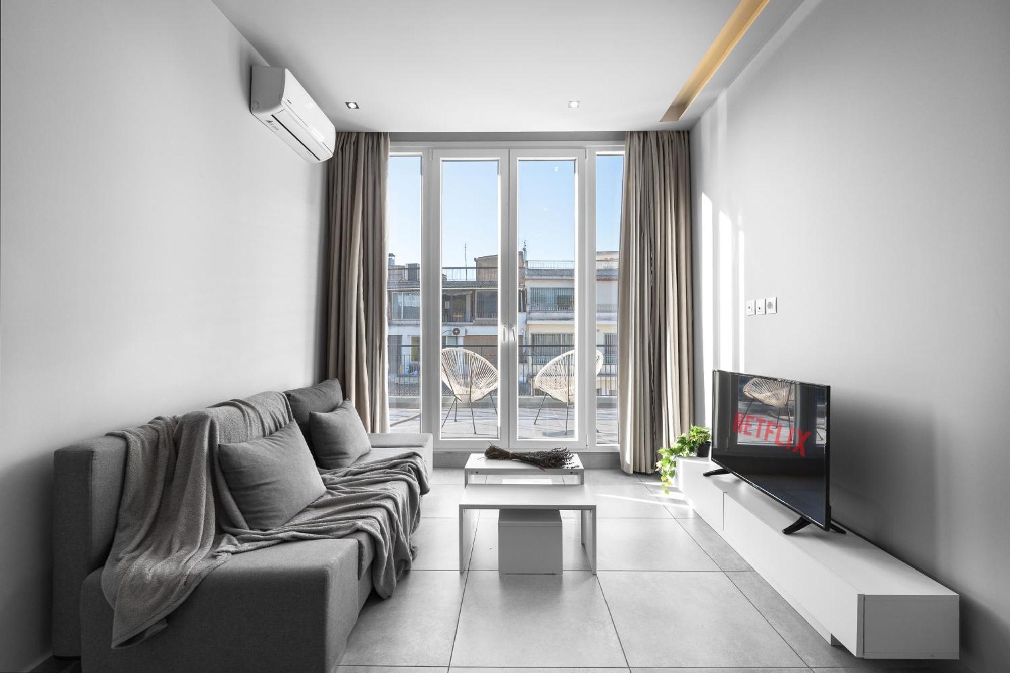 Penthouse Apartments, The Luxury * Selanik
