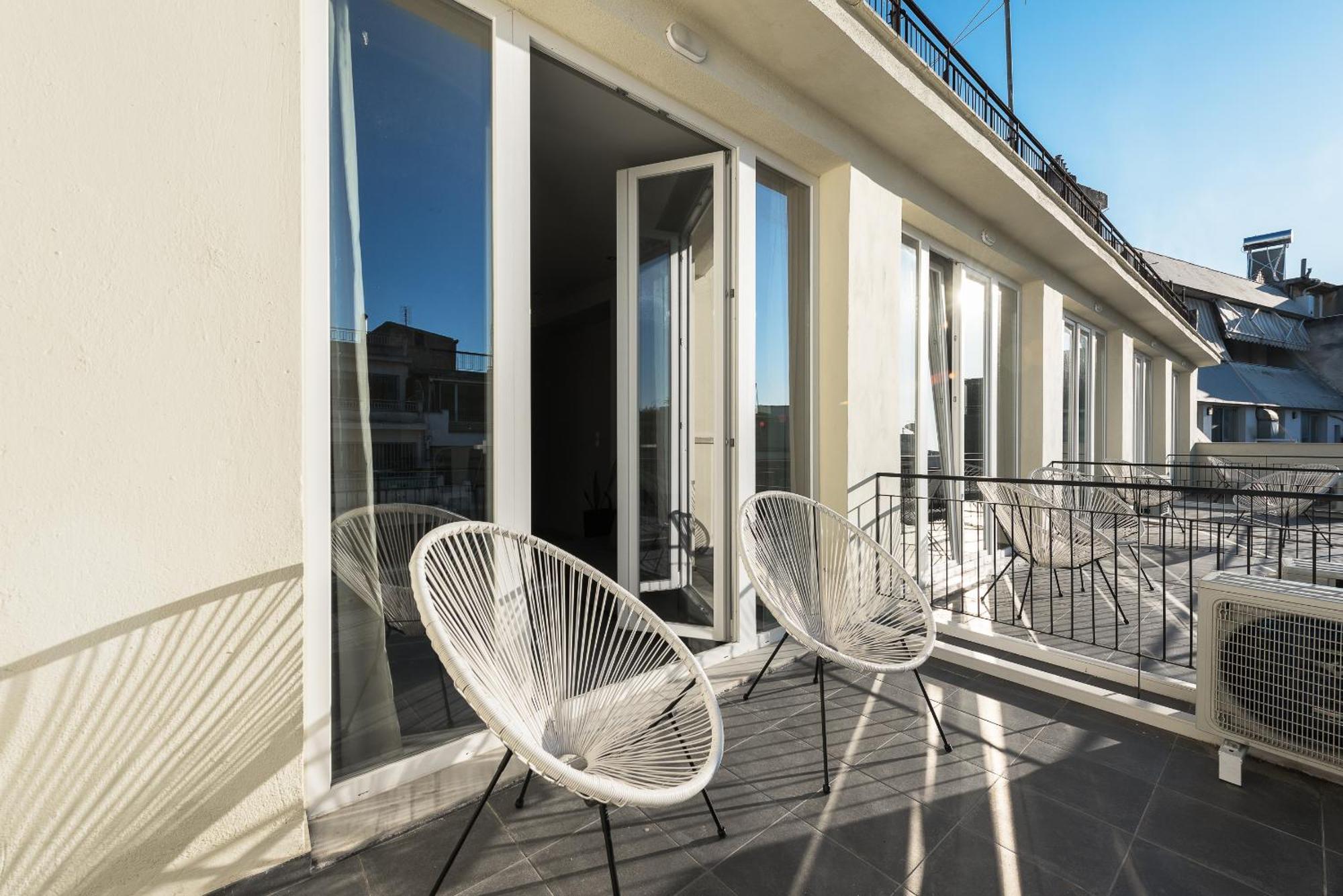 Penthouse Apartments, The Luxury Selanik