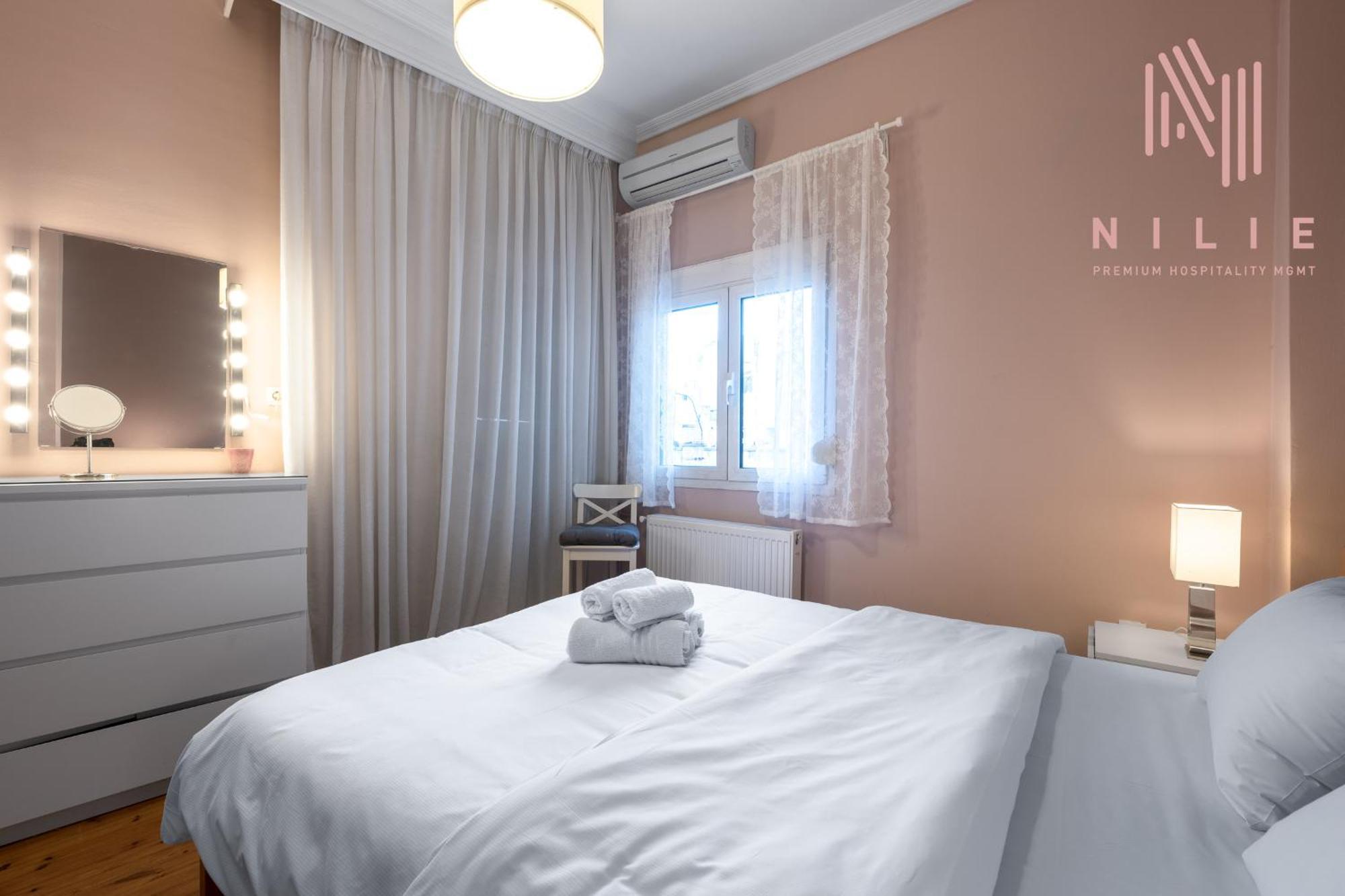 Florence, Nilie Hospitality Mgmt *