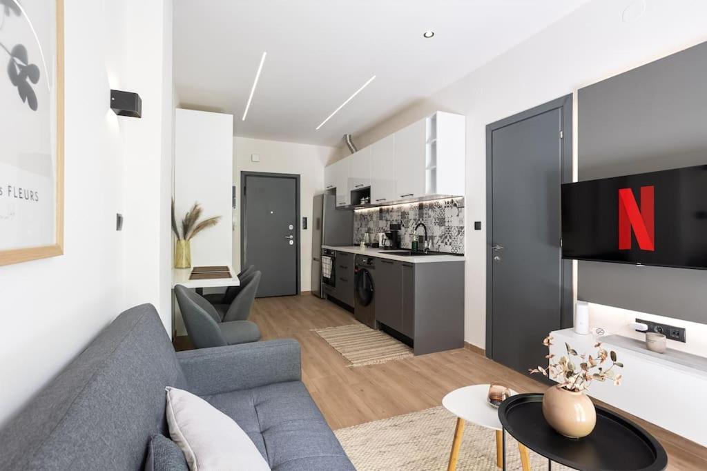 Downtown Stylish 4 Apartamento