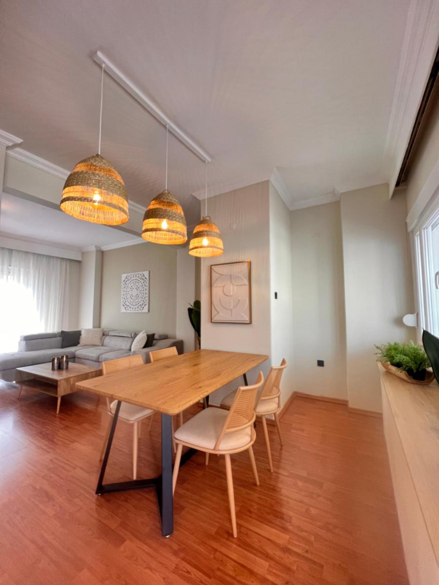Meraki Luxury Center Apartment