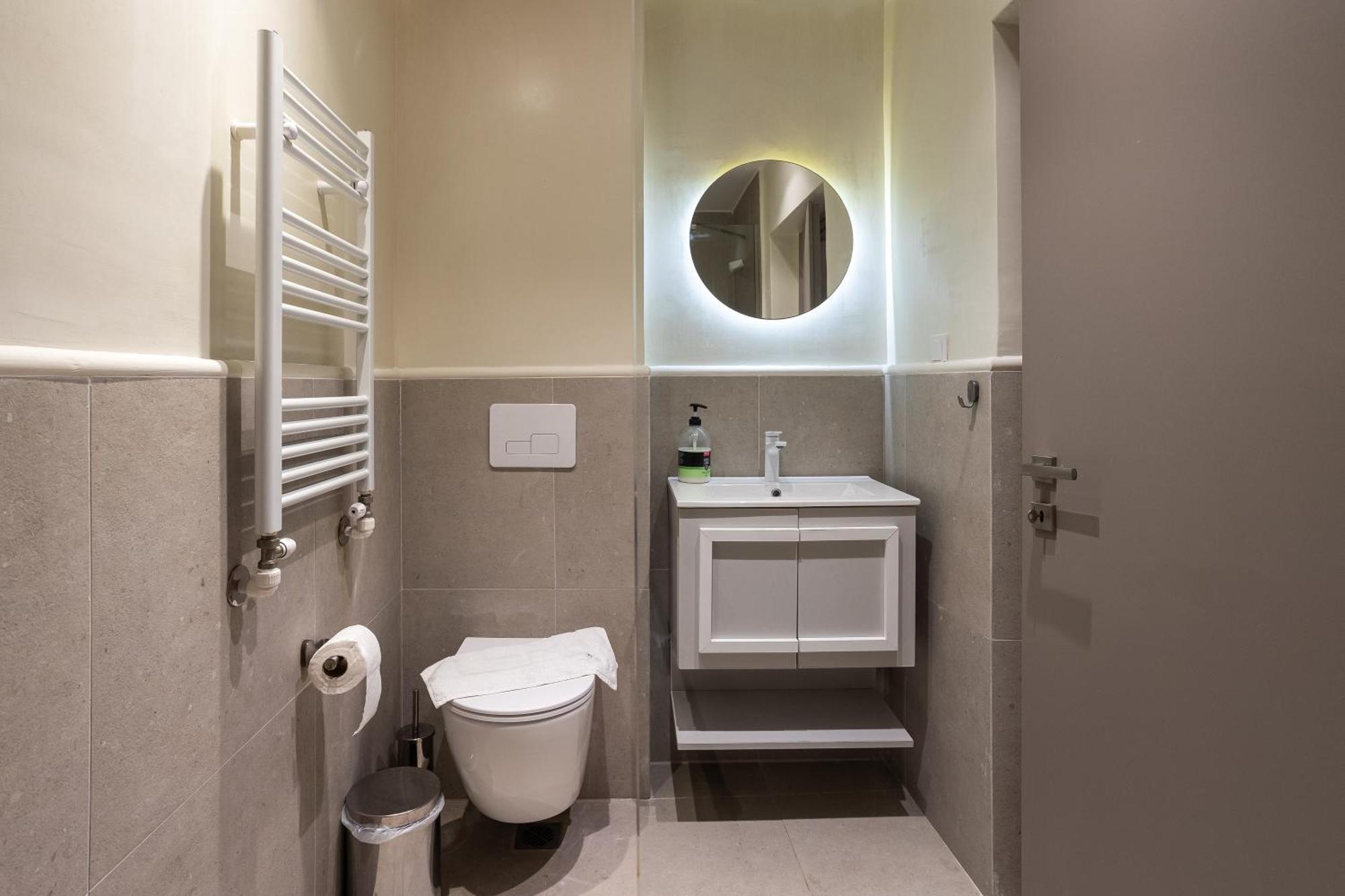 Harmonia Minimal Apartment Thessaloniki