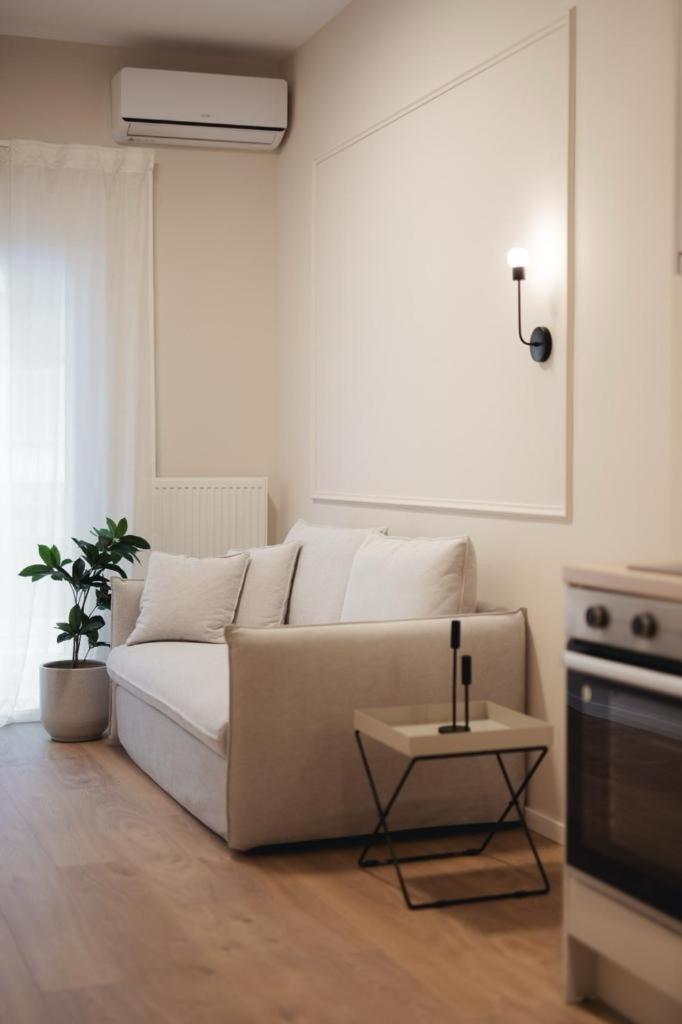 Harmonia Minimal Apartment *