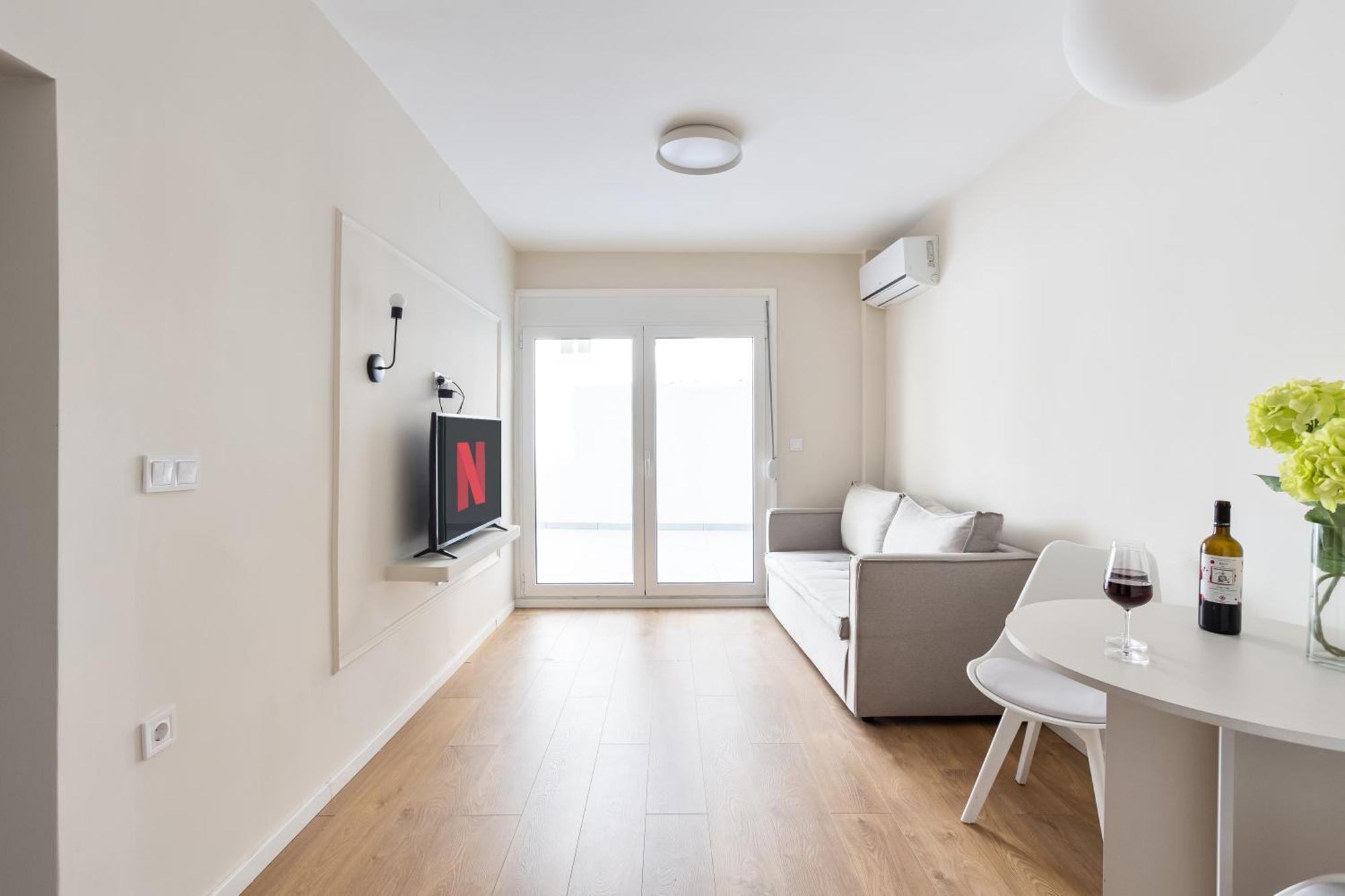 Harmonia Minimal Apartment Thessaloniki