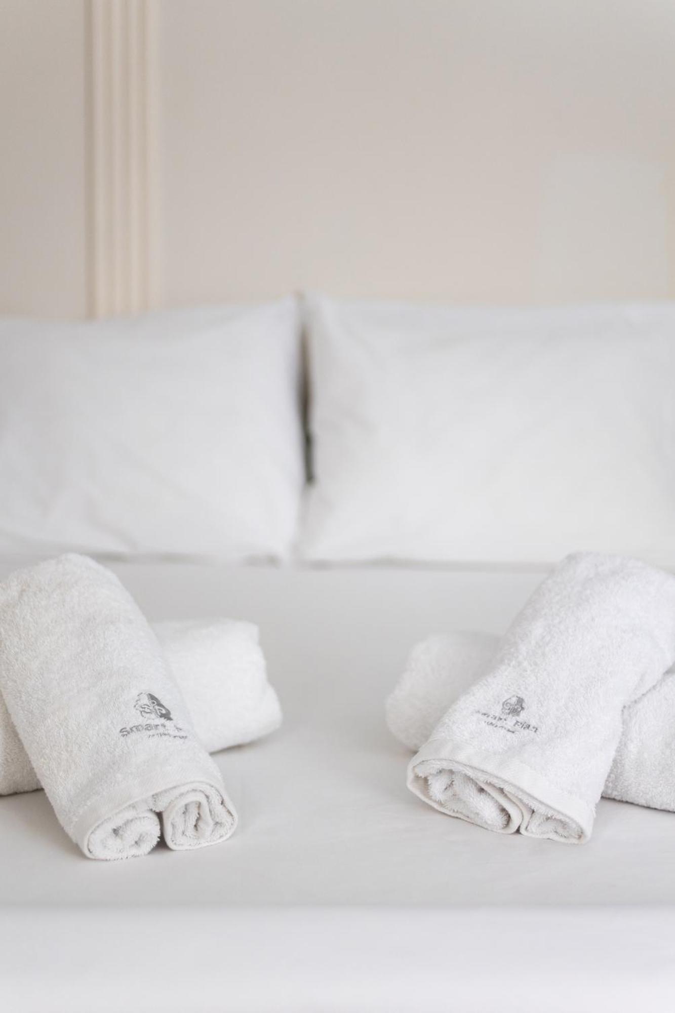 Harmonia Minimal Apartment Thessaloniki