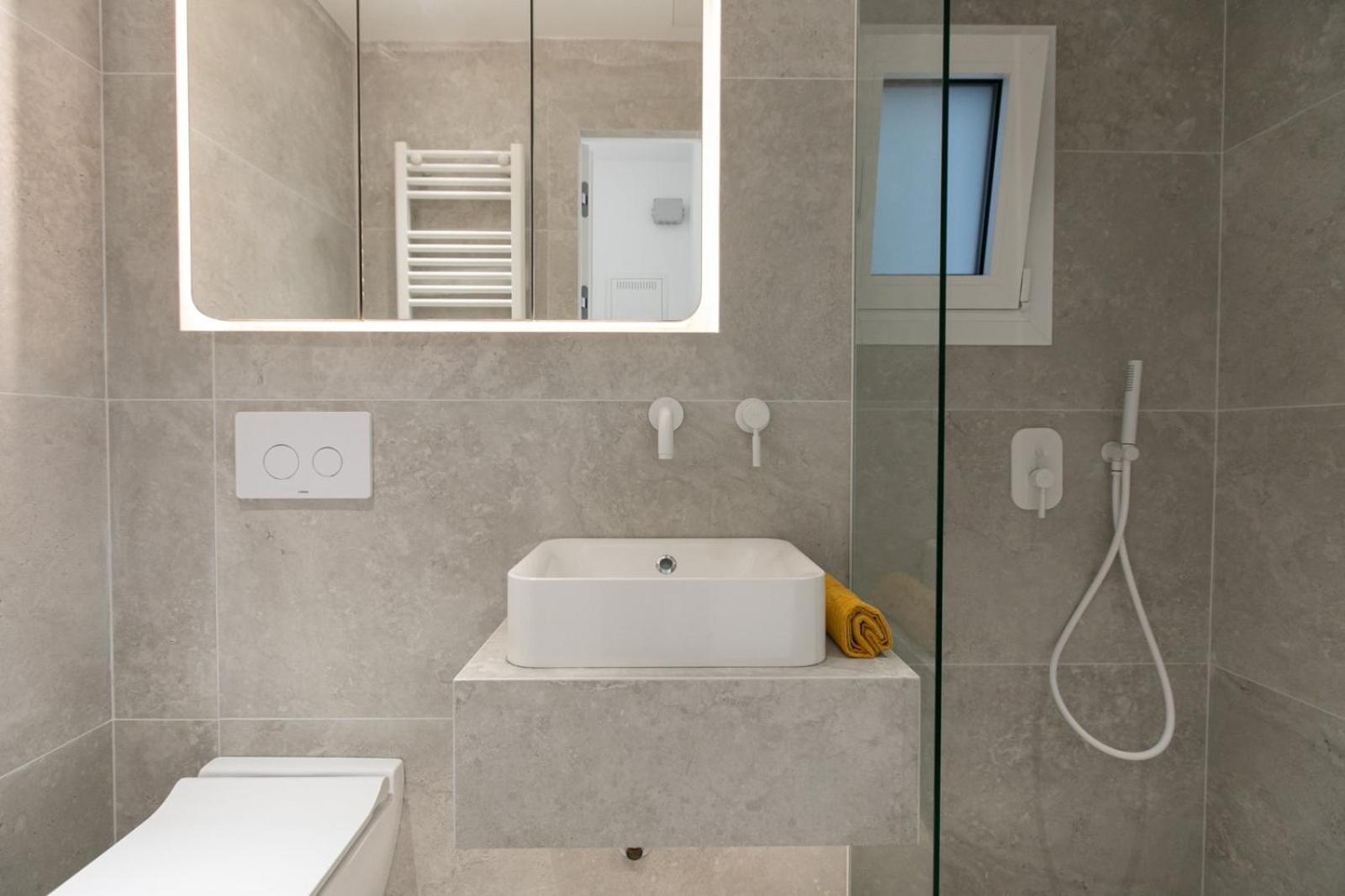Apartment Homevision - Boutique Pop Up - Center