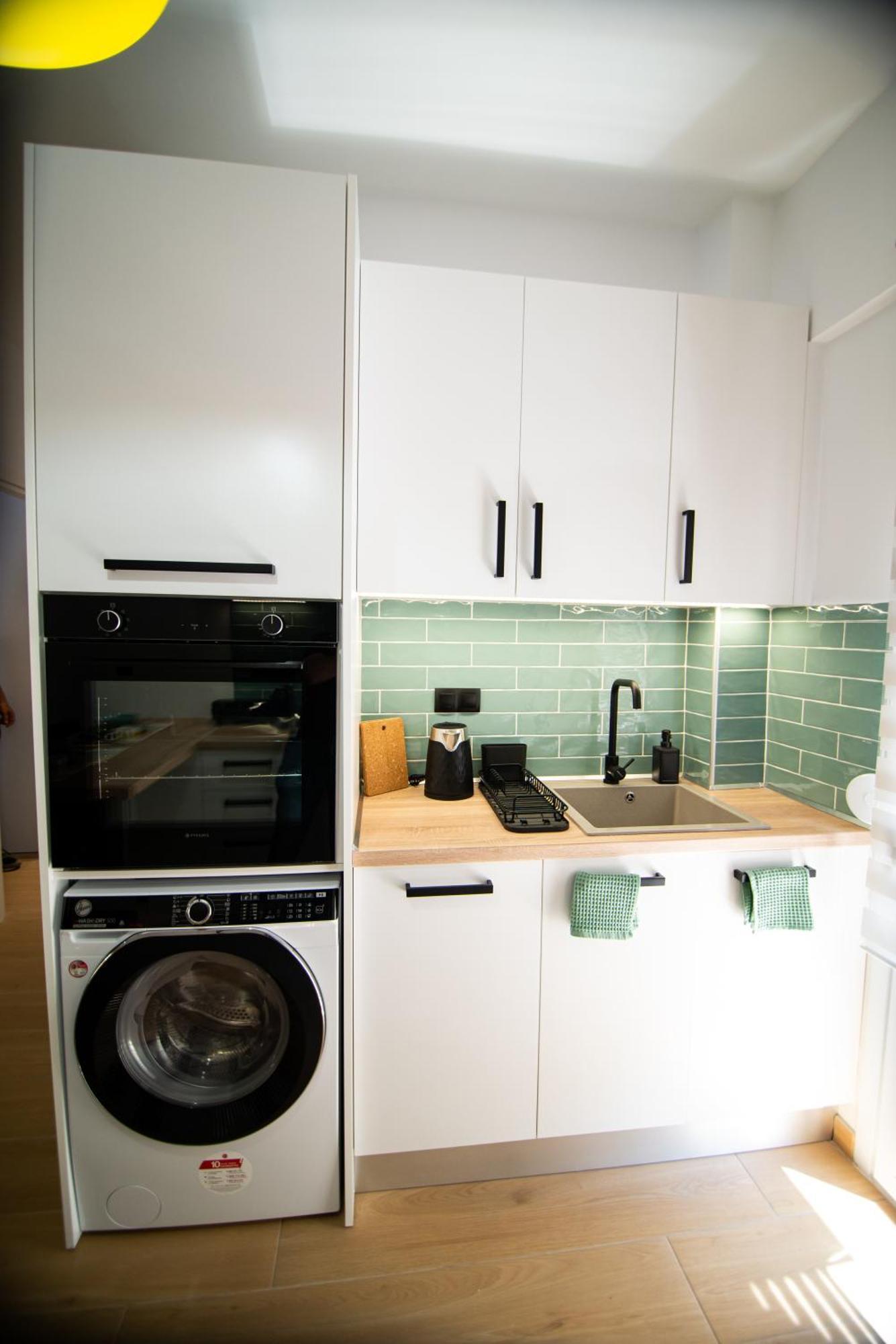Elcada Apartments-ano Poli *