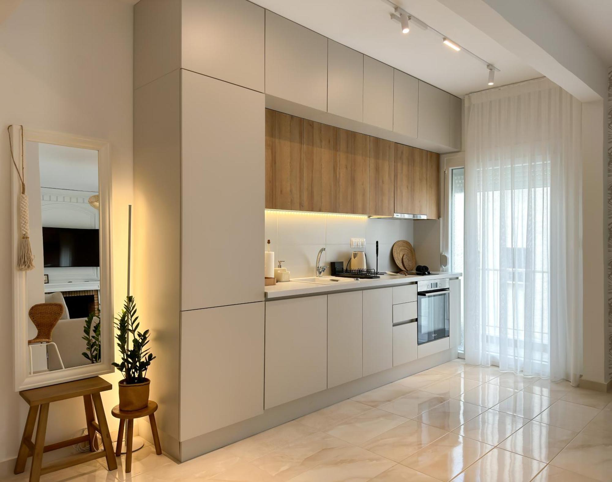 Apartment Luxury Downtown Guya *